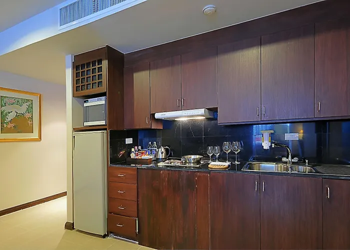 Valia Sukhumvit 24 By Kingston 5*