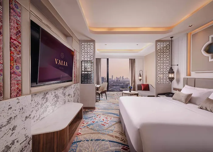 Valia Sukhumvit 24 By Kingston